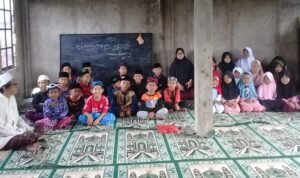 Turun Temurun, Guru Ngaji di Cianjur Harapkan Bantuan Dermawan